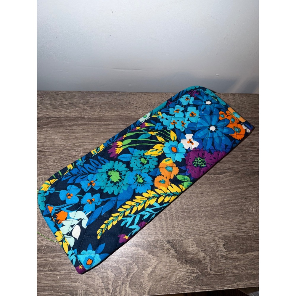 Vera Bradley Indie Go Floral Quilted Cotton Heat Resistant Flat Iron Cover Case